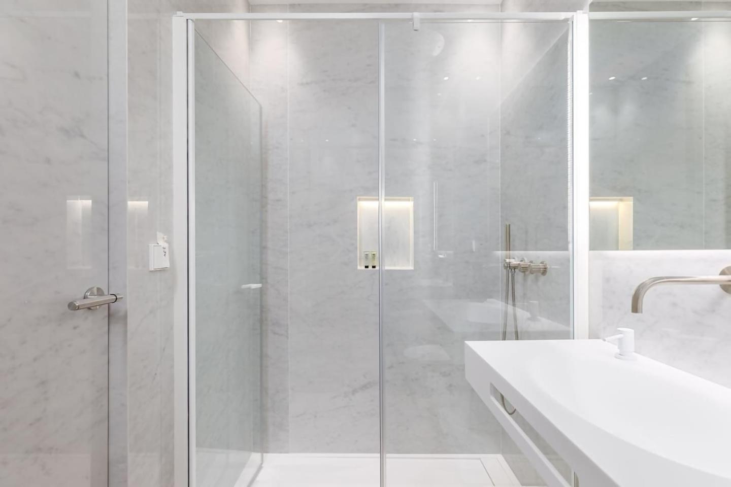 Mondrian New Ac Design Lovers Near La Concha San Sebastián Exterior foto