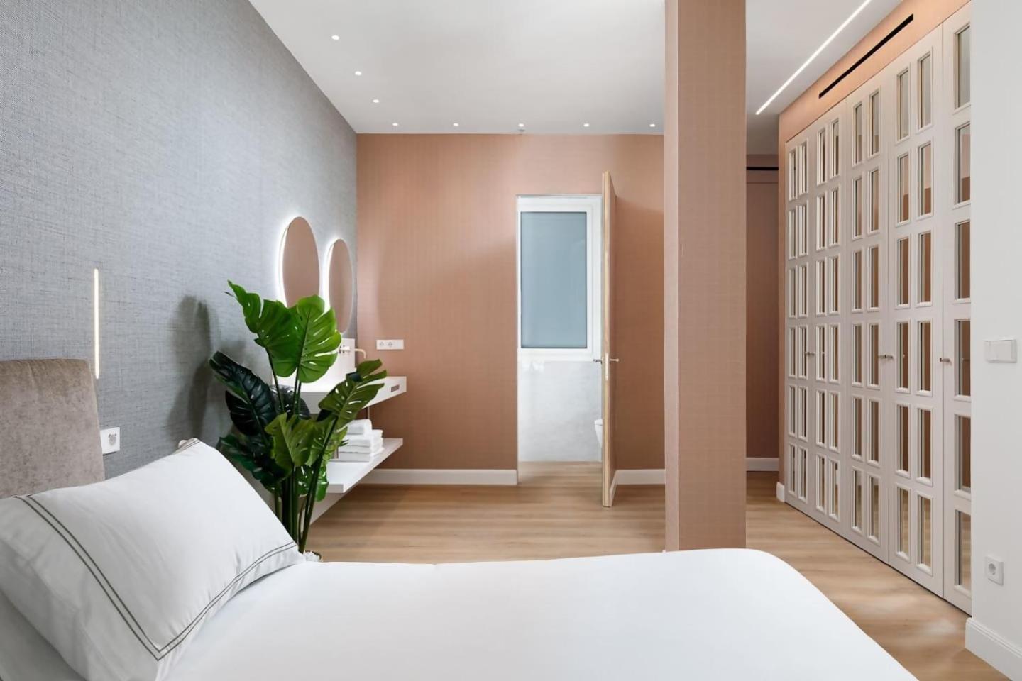 Mondrian New Ac Design Lovers Near La Concha San Sebastián Exterior foto